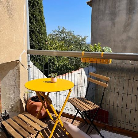 Atypique Apartment Chateauneuf-de-Gadagne Exterior photo