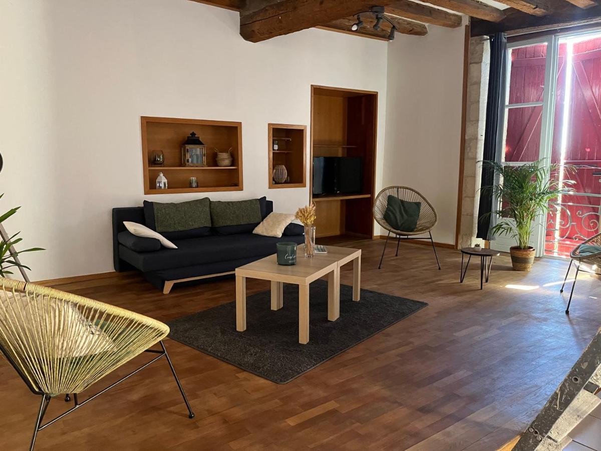 Atypique Apartment Chateauneuf-de-Gadagne Exterior photo