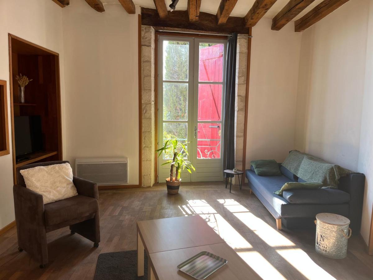 Atypique Apartment Chateauneuf-de-Gadagne Exterior photo